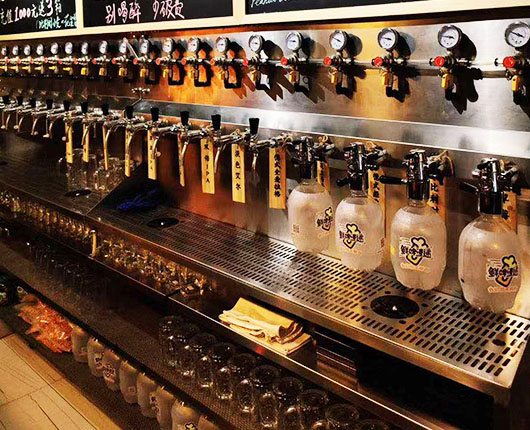 CUSTOMIZED BEER TAPS WALL